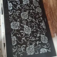 یک عدد جلو مبلی وسه عدد جلو مبلی تمیز وسالم