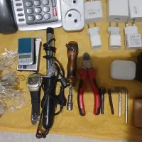فروش تعدادی لوازم گوشی ، و شخصی
