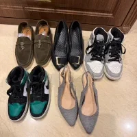 کفش برند خریداری شده از دبی