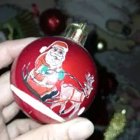 گوی  آویز درخت کریسمس