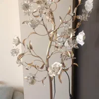 آباژور ایستاده لوکس با گل سرامیکی