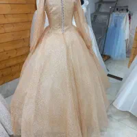 لباس عقد|لباس|کلاله, |دیوار