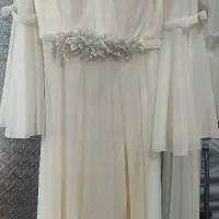 لباس مجلسی فقط یکبار پوشیده شده