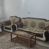 مبلمان هفت نفره به همراه میز بزرگ و سه تا عسلی|مبلمان خانگی و میز عسلی|لاهیجان, گلستان|دیوار