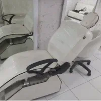 فروش صندلی وآینه ومیزناخن آرایشگاه