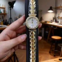 ساعت زنانه دستبندی نگین دار شیک