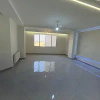 85متری-رو-به-نما-زنبق