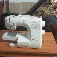 چرخ خیاطی با میز