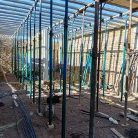 اجرای عمودی سقف بتن ریزی حصارحیاط