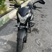موتور ns 200 ان اس مشکی