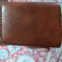 یک عدد کیف  قهوه ای با دوکارت سوخت گم کردم