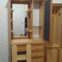 وسایل چوبی در حد نو|تخت و سرویس خواب|میانه, |دیوار