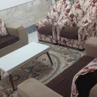 مبل تمیز بدون پارگی|مبلمان خانگی و میز عسلی|قم, چهل درخت‎|دیوار