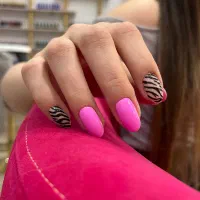 کاشت ناخن|خدمات آرایشگری و زیبایی|شاهین‌شهر, حافظ شمالی|دیوار