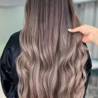 مدل برای رنگ مو