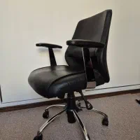 صندلی اداری کاملا سالم|صندلی و نیمکت|تهران, حکیمیه|دیوار