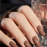 تخفیف ویژه ناخن ،کاشت و ترمیم و ژلیش و کفسابی