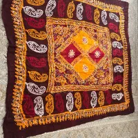 روسری بزرگ قدیمی (کل ایقی)