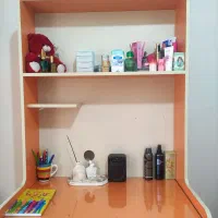 میز کامپیوتر MDF، کارکرده و تمیز