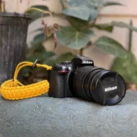 دوربین نیکون D5300 سالم ب شرط با لنز ۱۸ـ۱۴۰