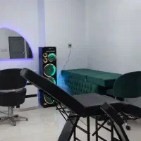 تخت مژه.صندلی استادکار.تابلو سالن زیبایی