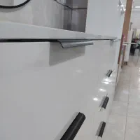 دراور 8کشو و آینه فلزی|جاکفشی، کمد، دراور|قزوین, |دیوار