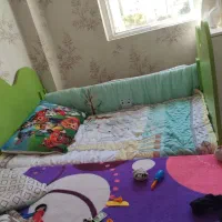 تخت کودک همراه تشک وروتختی|تخت و سرویس خواب|کرمانشاه, |دیوار