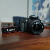 دوربین  canon 2000D به همراه لوازم جانبی و سه پایه