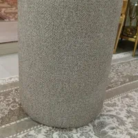 پاف کنار مبلی