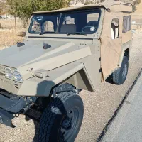 جیپ سفیر مدل 90