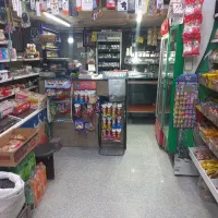 شاگرد مغازه