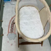 گهواره تخت کنار مادر