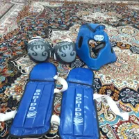 دستکش‌‌بوکس‌ساق‌بند‌کلاه