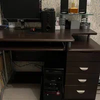 فروش کامپیوتر همراه با لوازم کامل و میز