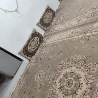 یه جفت فرش و دوجفت پشتی