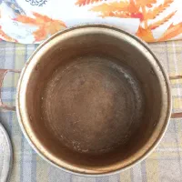 قابلمه مسی|ظروف پخت‌وپز|تهران, آبشار تهران (دریاچه)|دیوار