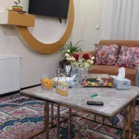 هم خونه خانم