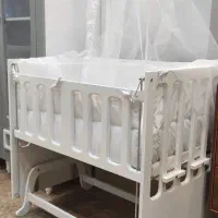 گهواره و تخت کنار مادر|تخت و صندلی بچه|تهران, شکوفه (عبدل آباد)|دیوار
