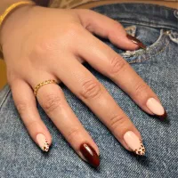 ترمیم ناخن و لمینت (استریل با دستگاه پزشکی فور)|خدمات آرایشگری و زیبایی|رشت, بوسار|دیوار