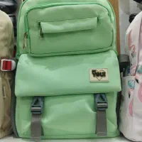 کوله پشتی مدرسه‌ای