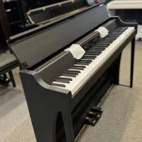 پیانو دیجیتال KORG|پیانو، کیبورد، آکاردئون|اصفهان, راه آهن|دیوار