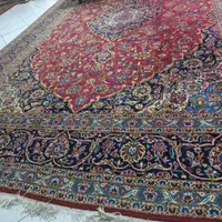 فرش دستباف ۱۲ متری و سه عدد ماشینی