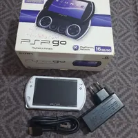 psp go در حد نو رنگ سفید کمیاب