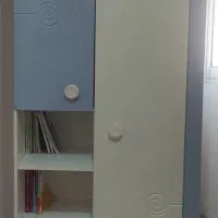 کمد کشودار بزرگ