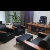 مدیریت زیبا مبلمان چسترچرم/صندلیها کانتر کتابخانه