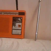 رادیو کلکسیونی|کلکسیون اشیاء عتیقه|اندیمشک, |دیوار