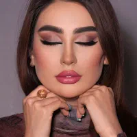 *میکاپ محفلی*
