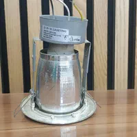 چراغ هالوژن توکار سقفی