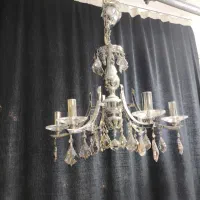 لوستر|لوستر و چراغ آویز|اصفهان, سیچان|دیوار