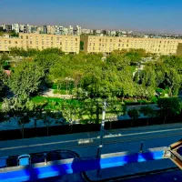 پیش فروش آپارتمان ۱۰۰مترالهیه ط ۶حاشیه روبروی پارک